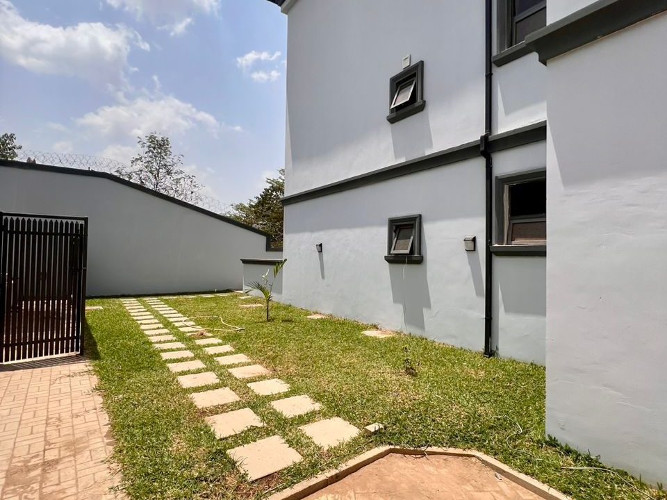 1716376647862