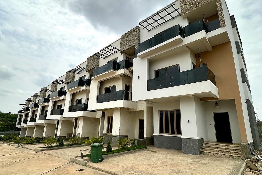 68c43f5881a30f5a0fb93ad1d1a96e78