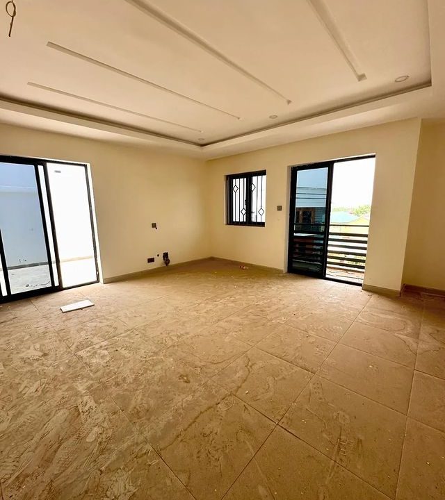 b80b8c61d3b74a62891478ca83ff915c