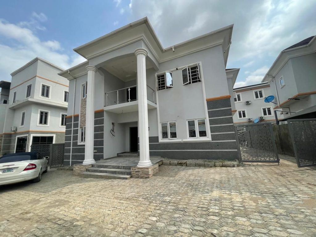 4 Bedroom Detached Duplex